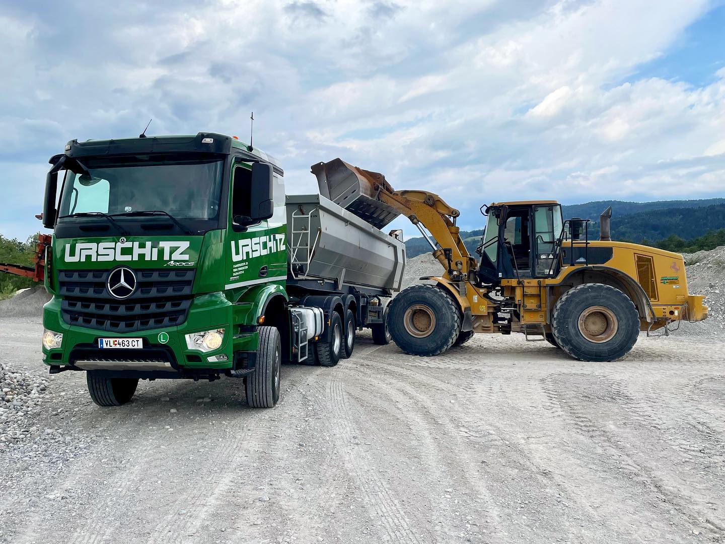 Urschitz LKW und Baumaschinen